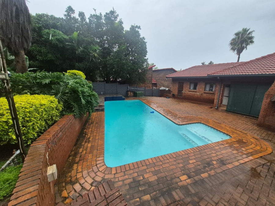 4 Bedroom Property for Sale in Safari Gardens North West